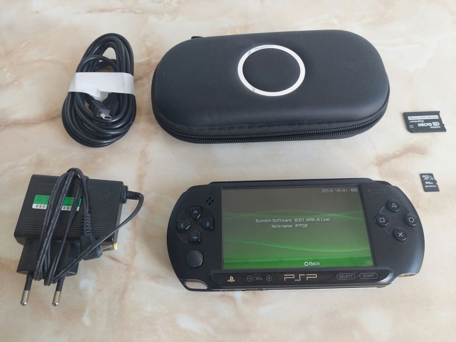 [PSP] Vând SONY PSP E1004 Street Black MODAT [FULL box] //poze reale