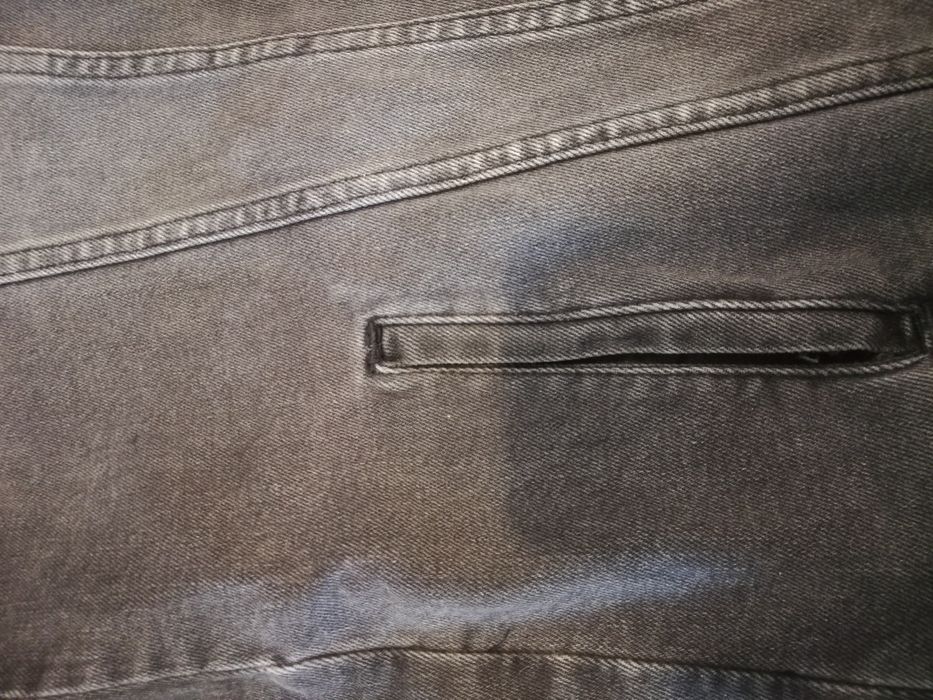 Джинсовая куртка-байка.