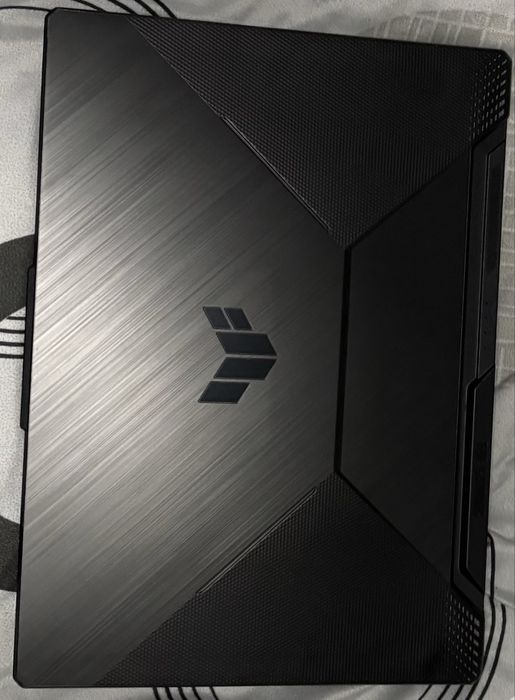 Leptop Asus TUF F15