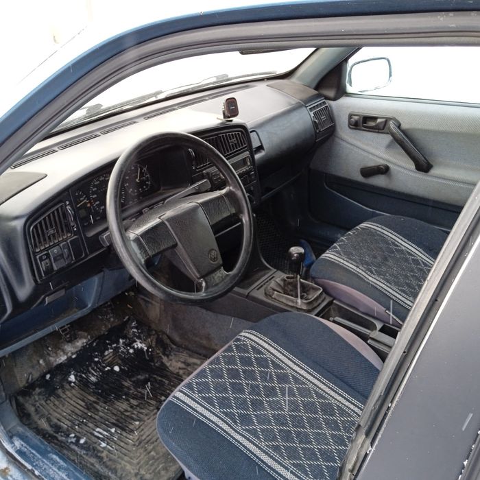 Продам Пассат универсал.