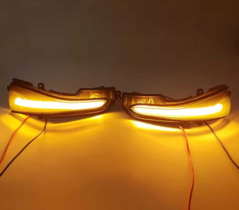 Динамични бягащи мигачи за огледалата за Инфинити Infiniti QX50 QX60