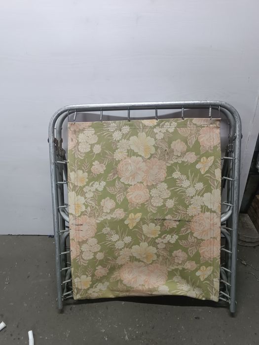 Продам раскладушку СССР в хорошем состоянии