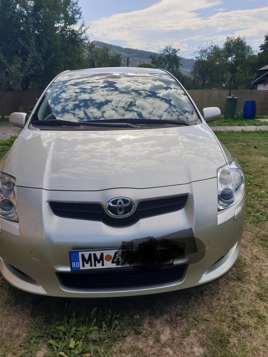 Vand  Toyota Auris benzina 1 6