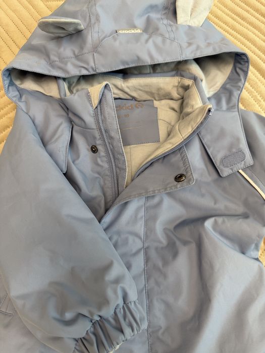 Продам комбинезон демисезонный