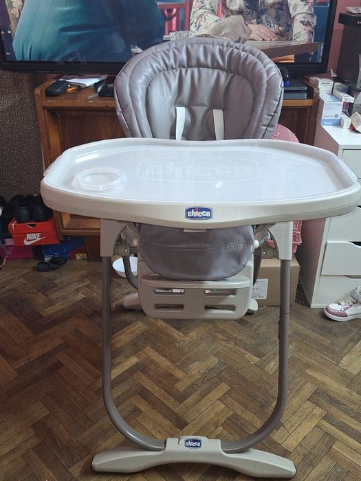Scaun de luat masa chicco