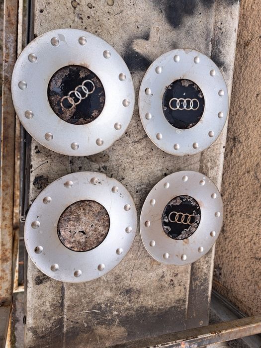 Оригинални капачки  за джанти AUDI