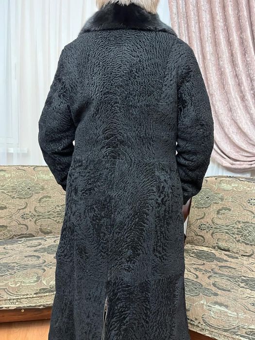 Каракулевая шуба