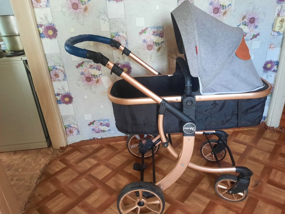 Продам электромобиль  детский