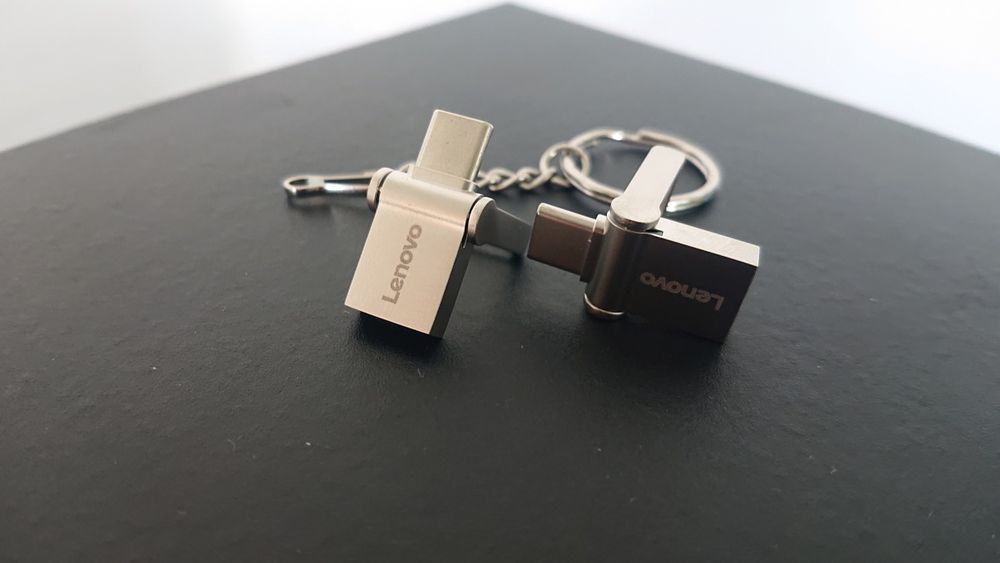 Флаш памет  LENOVO 2TB  2в1 с два накрайника