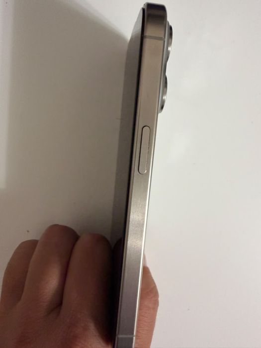 Iphone 15 pro (128 gb) - АКБ 89%