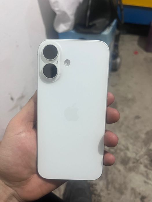 Продается Айфон 16/128гб