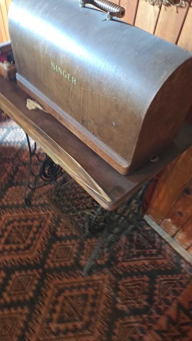 Продавам шевна машина Singer
