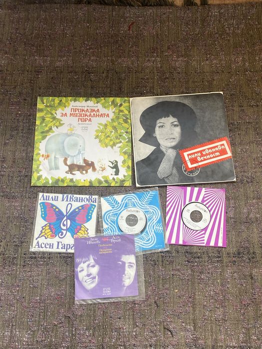 Стари грамофонни плочи