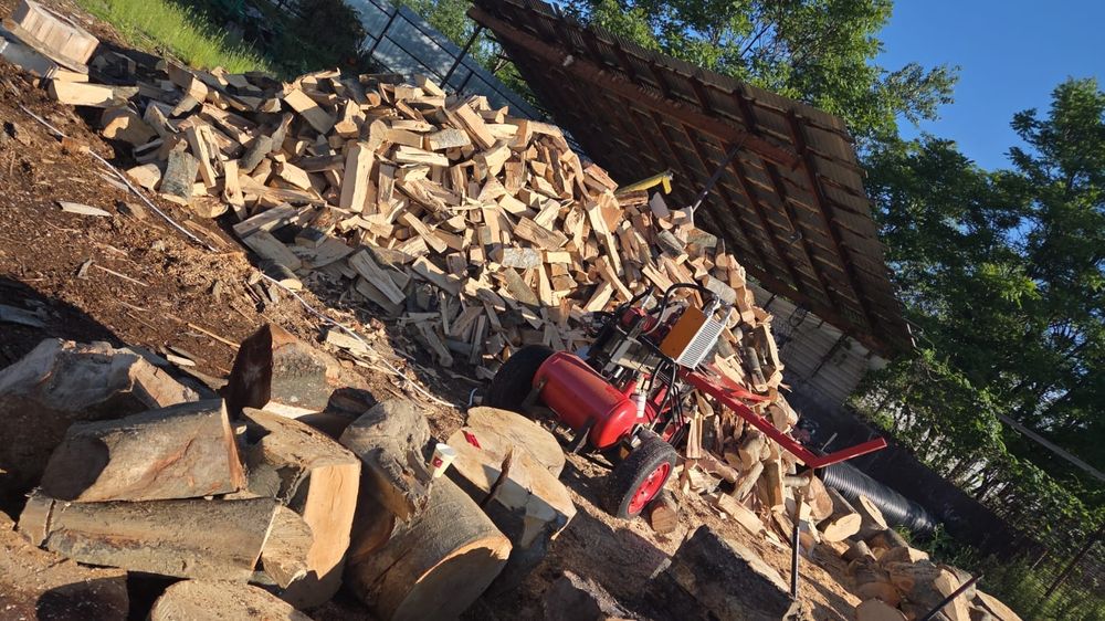 Crăp lemne la domiciliu clientului
