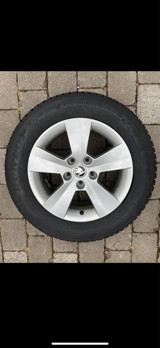 Vand Jante Aliaj Originale Skoda Cu Anvelope M+S