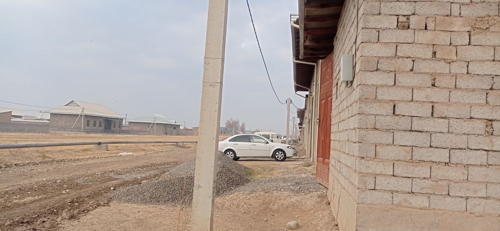 Уй сотилади 2 сотих, 2 хонали