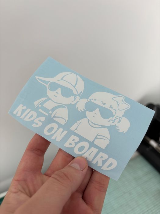 Sticker decorativ auto 15cm