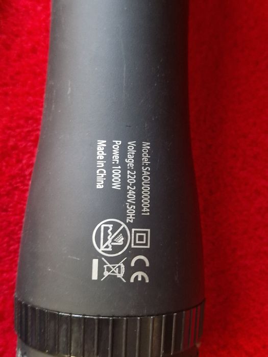 Uscător de par  / perie rotativa 4 trepte