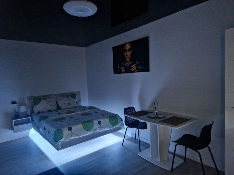 Inchiriez garsoniera regim hotelier zona bariera