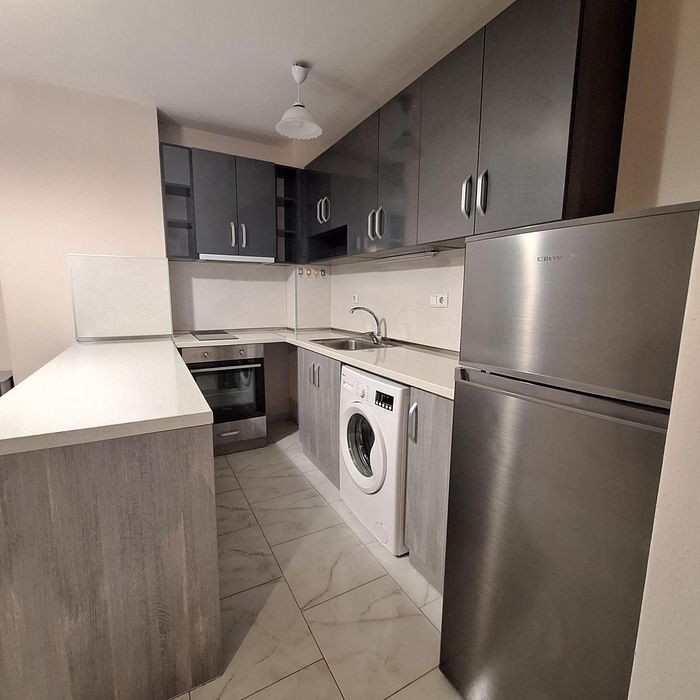 Дава се под наем Двустаен апартамент в Пловдив, Христо Смирненски - 80 кв.м за 460 € - Снимка #2