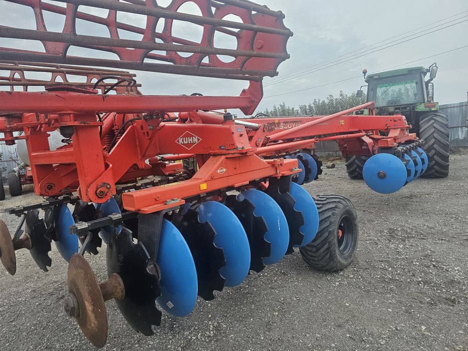 disc kuhn remorca mig met plug  freza coasa