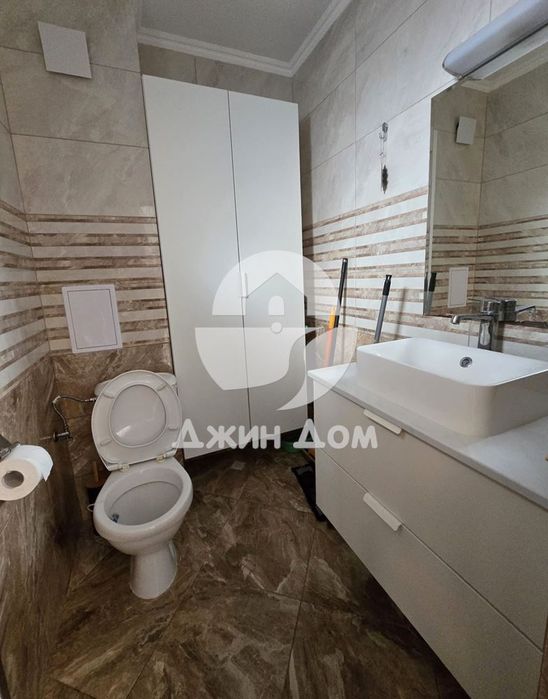 Двуетажна къща със САУНА и ДЖАКУЗИ в к-с Свети Георги, с. Кошарица