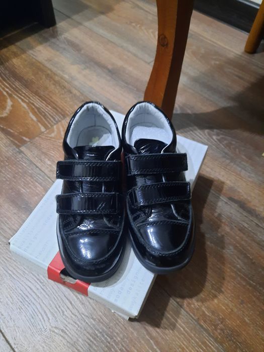 Школьная обувь для девочки