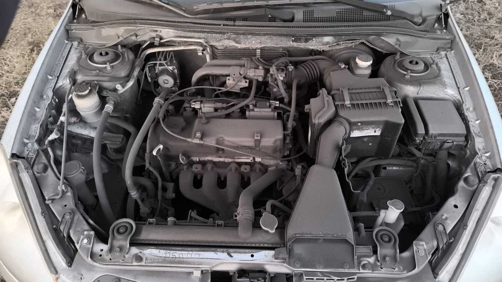 Автомобиль Mitsubishi Lanсer