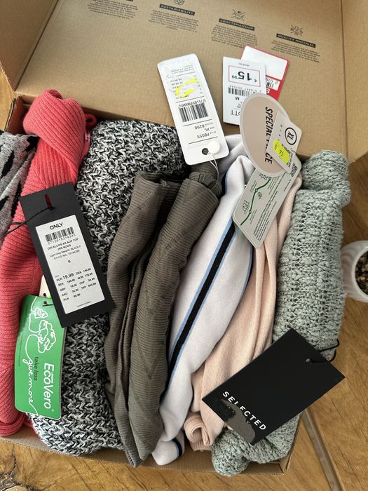 Lot 20 articole vrac haine damă noi cu etichetă – pentru revânzare