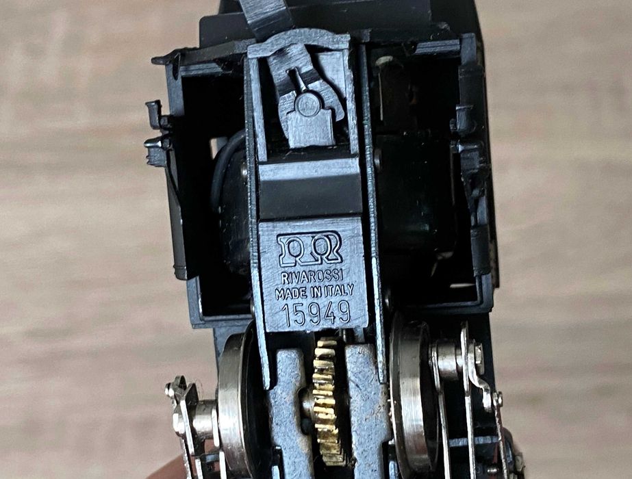 Locomotiva cu abur RIVAROSSI 15949 0-4-0 analog HO Italia anii 70