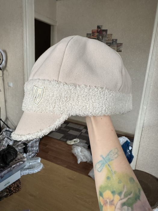 Женская утепленная кепка