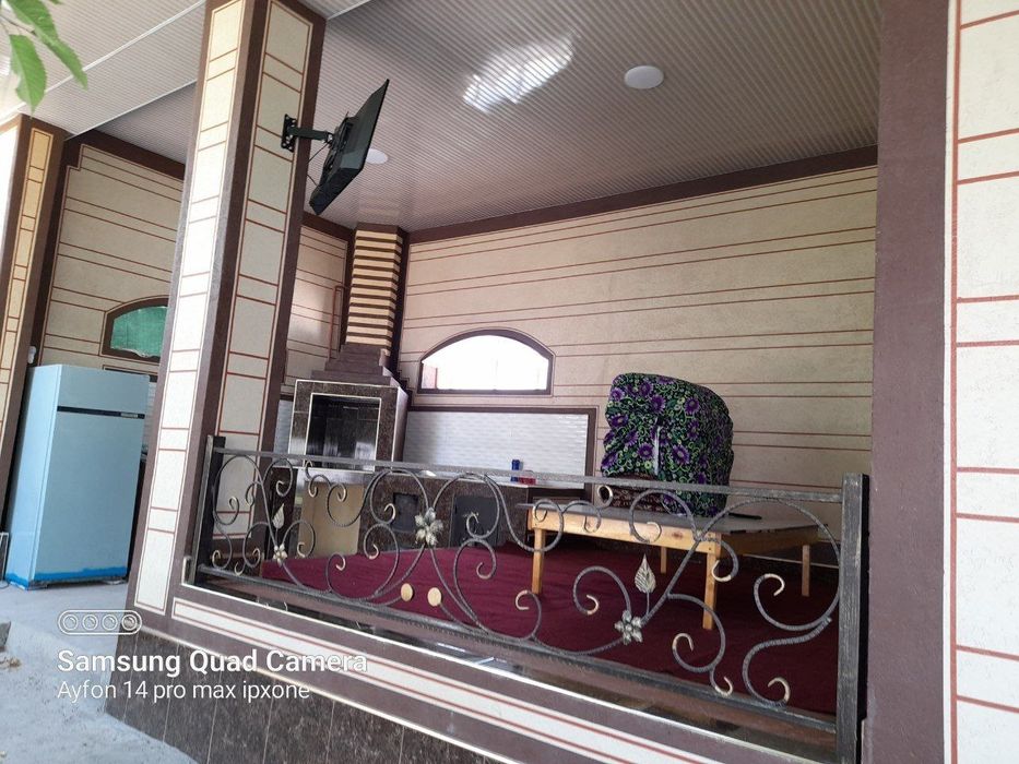 Oqtosh oilaviy dacha ,Quyoshga yaqin joyda