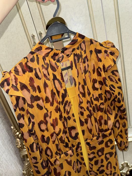 Женское платье в отличном состоянии