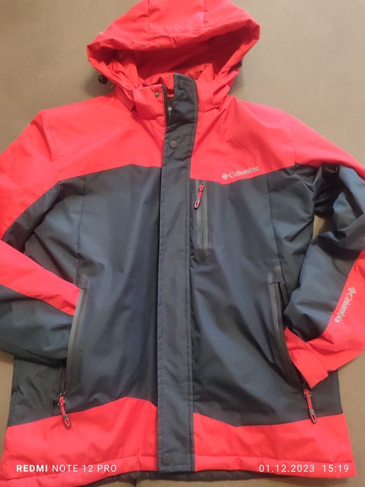 Продам куртку б/у весна-осень.