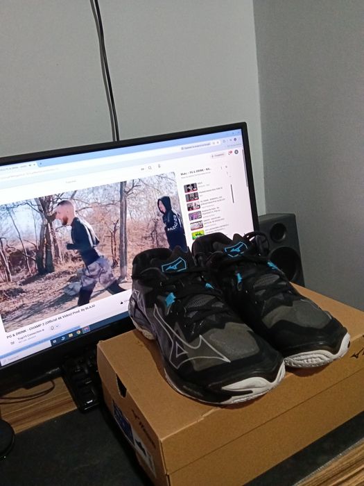 Обувки за волейбол Mizuno Wave Lightning Z8!