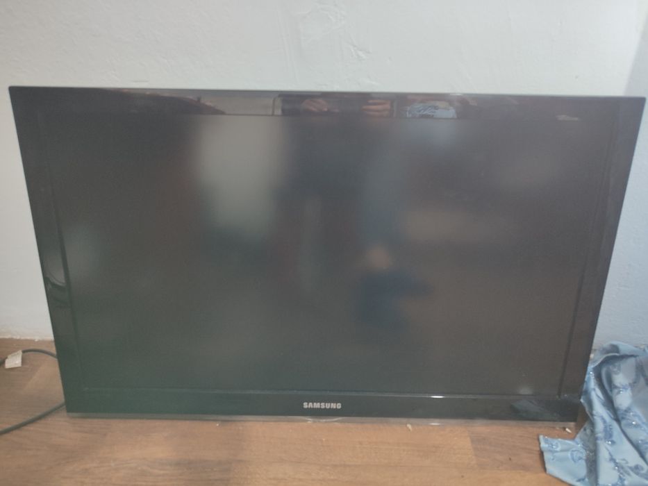 Продам телевизор