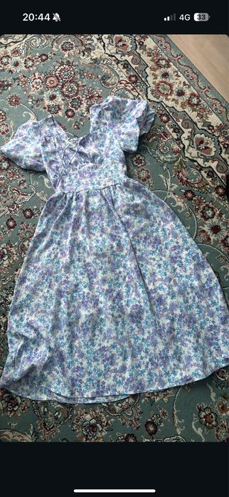 Киім мүлдем КИІЛМЕГЕН, туркестан