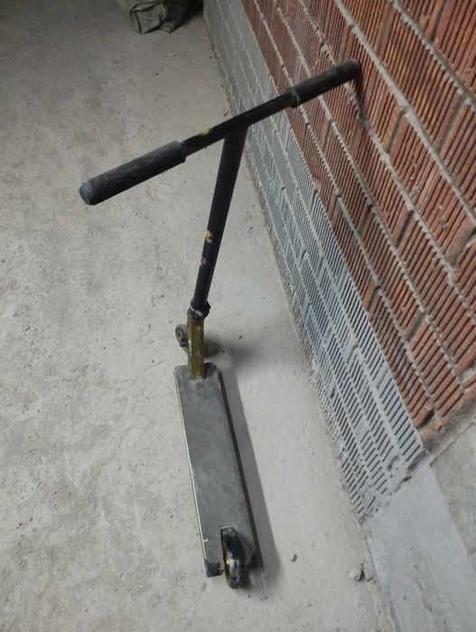 Самокат трюковый