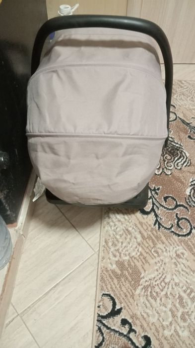 Продаю автолюльку