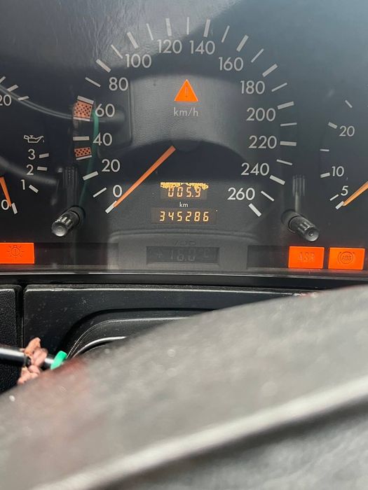 Mercedes w140 yili 1996