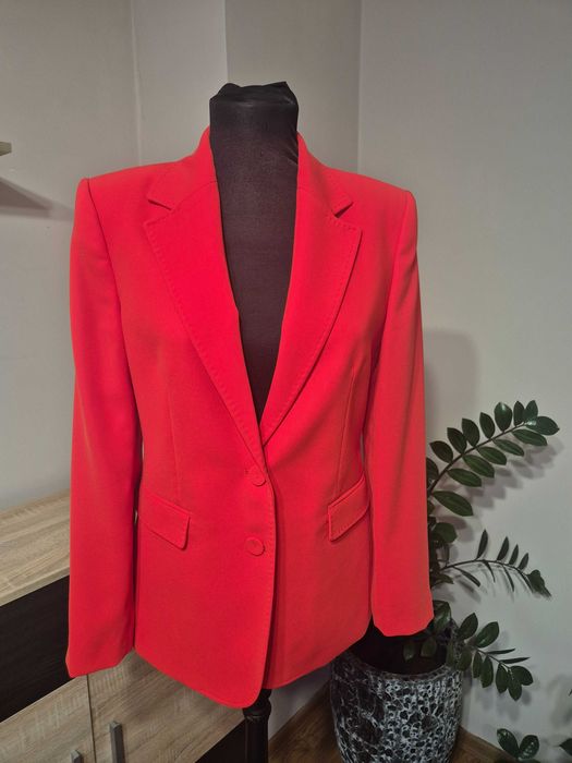 Дантелена пола Zara