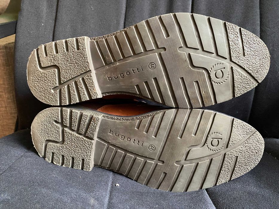 Ghete din piele Bugatti nr. 44