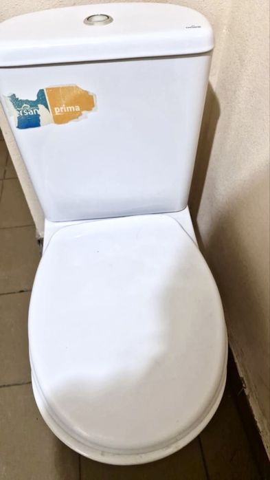 Унитаз белый б/у