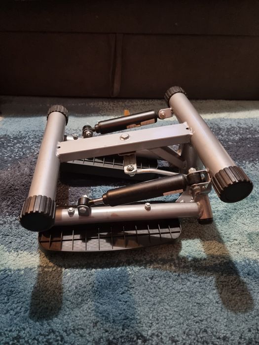 HMS Stepper de vânzare