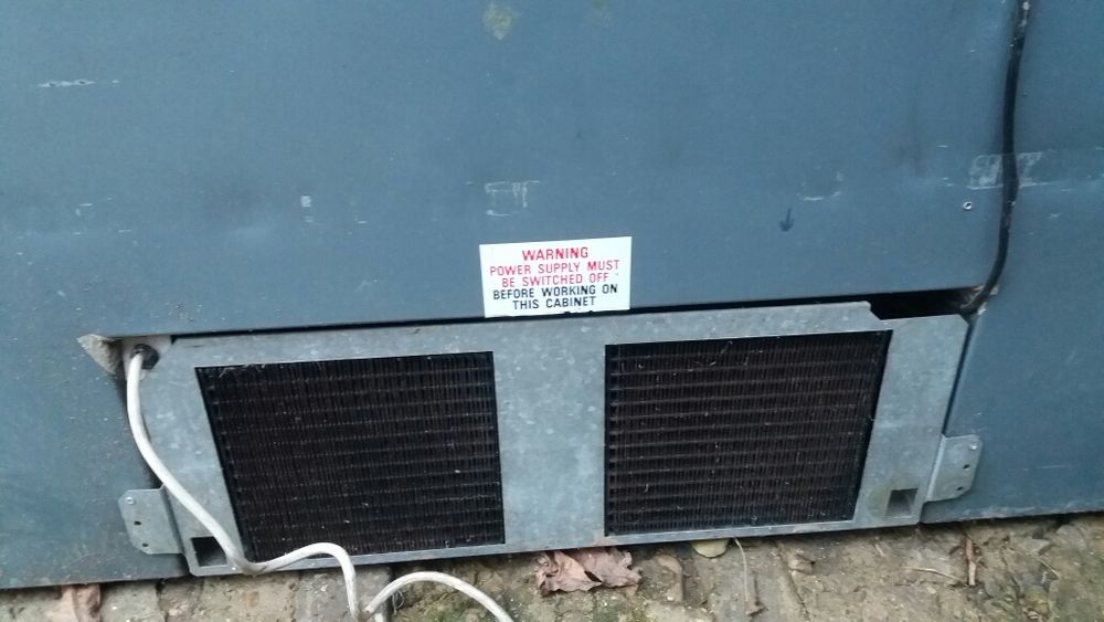 Хладилна витрина