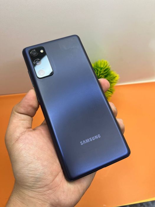 Samsung Note20 xotirasi 8/256GB