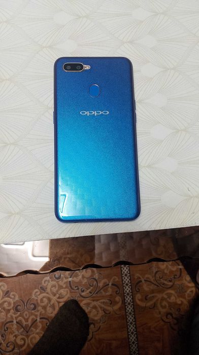 Продам телефон oppo