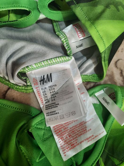 Vând costume de Halloween și Supereroi