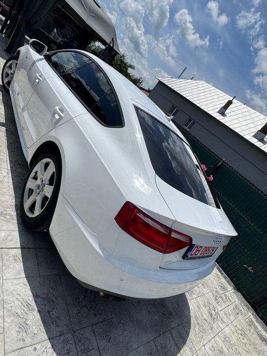 Audi A5 2.0 TDI S line