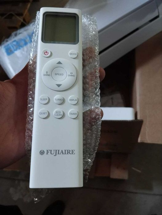 Инверторный кондиционер FUJIAIRE 12000